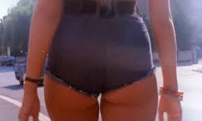 Biographie gloria guida wurde in meran, in der norditalienischen provinz südtirol, in eine… … Gloria Guida Blue Jeans 1975 Gif Retro Fucking