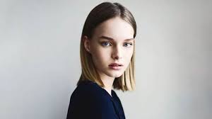 35 Sexy Long Bob Hairstyles To Try In 2021 The Trend Spotter