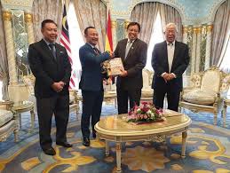 Menurut seorang ahli tweet francis x rocca ,seorang jurucakap vatican spokesman telah berkata bahawa majilis tandatangan perjanjian (vatican) dengan kerajaan china berkenaan dengan pelantikan bishop tidak berlaku dalam masa yang terdekat. Sarawak The First Malaysian State To Teach Maths And Science In English Cna