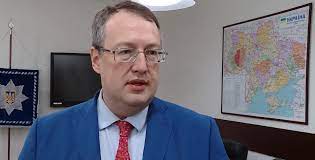 Президент владимир зеленский уже предложил назначить на пост министра внутренних дел главу. Avakov Ne Ujdet V Otstavku Posle Incidenta V Kagarlyke Zamglavy Mvd Novosti Ukrainy Politika Liga Net