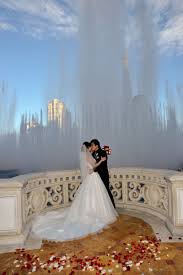 Top 10 Places To Get Hitched In Las Vegas With Images Vegas Wedding Venue
