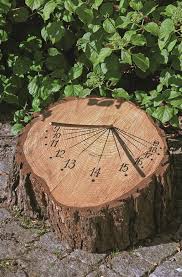 Au Fil Des Heures Le Blog Esprit D Ici Garden Projects Sundial Garden Art Projects