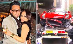 The crash occurred monday at 8:45 a.m. Ferrari David Jones Crash Finance Ceo Norman Vancuylenberg Pleads Guilty To Drink Driving Daily Mail Online