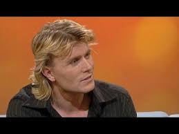 His shows are unforgettable experiences that are worth bringing the whole family to see. Krasse Zaubertricks Von Hans Klok Tv Total Youtube