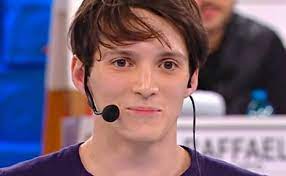 Ask anything you want to learn about samuele amico by getting answers on askfm. Chi E Samuele Barbetta Amici 20 Biografia Eta Fidanzata Claudia Instagram