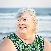 Ellen Michaud's Instagram, Twitter & Facebook