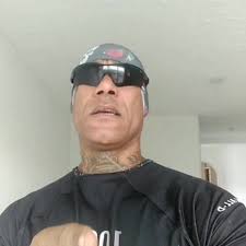 Hola es para todo mis seguidores les dejare rutinas de entrenamiento  ,charla para superación ,y recomendación alimenticia gratis por su learta . 