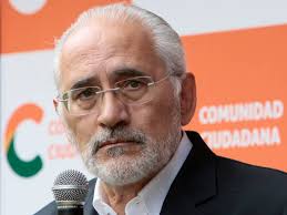 Mesa pide a a México que no permita a Morales hacer política