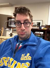 Tony Dungy. University of Minnesota Golden Gophers. The former NFL player  for Pittsburgh Steelers and San Francisco 49ers and coach of Indianapolis  Colts and Tampa Bay Buccaneers played a little basketball in