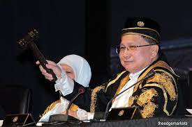Malanjum is said to have come from a respected kadazan family from putatan and known to be the grandson of the late okk lojunga, a prominent native leader of yesteryears who had contributed to the local community. Former Chief Justice Richard Malanjum Is Now Berjaya Land Chairman The Edge Markets