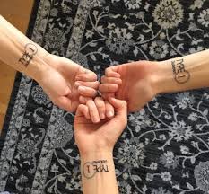 Among the tools she sent to help her with her diabetes management was the address to this website. Robyn Mcisaac On Twitter My Mom And My Sister And I All Have Type 1 Diabetes We Went Together To Get The Tattoos Done A Few Months Ago T1dtattoo Https T Co Sok6wd95yv