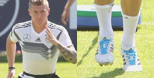 Real madrid and germany's classy conductor toni kroos has revealed he's thinking about hanging up the boots at the end of his recently signed real madrid contract in 2022. No Boot Switch Kroos Joins Germany Training Wearing Old Iconic Adidas 11pro Boots Footy Headlines