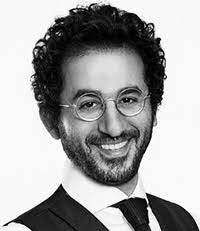 نور قباني مرشد سياحي يذهب إلى شرم الشيخ مستغلا عرض تقدمه. Ù…Ù† Ù‡Ùˆ Ø£Ø­Ù…Ø¯ Ø­Ù„Ù…ÙŠ Ù…Ù„Ù Ø§Ù„Ø´Ø®ØµÙŠØ© Ù…Ù† Ù‡Ù…