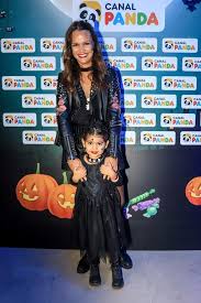 Joana amaral dias afirmou que uma pessoa conhecida da generalidade do público lhe enviou fotografias despido. Fotos Festa De Halloween A Cidade Assombrada Do Panda