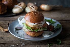 La mamma consiglia… potete sostituire il merluzzo anche con altri tipi di pesce, ad esempio salmone. Hamburger Di Merluzzo E Cipolline Borettane Freddi