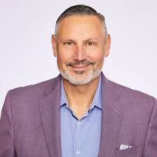 Richard Longmire's Instagram, Twitter & Facebook