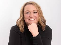 Allison Mcgregor's Instagram, Twitter & Facebook