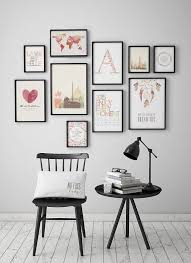 Schwarz Weisses Zimmer Und Bilderwand Die Farbe Spendet Wall Decoration With Posters Wohnung Einrichten Einrichten Und Wohnen Zuhause