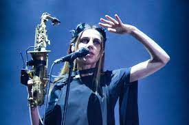 Rock en seine 2017 est un(e) programme sur la télévision française de france 4 qui avait reçu une moyenne de 3,6 étoiles par les visiteurs d'emissionreplay.fr. Avis Et Critique Du Concert De Pj Harvey Festival Rock En Seine 2017 Le 26 Aout 2017 Parc De Saint Cloud Par Pierre Andrieu