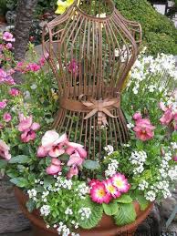 Use anything with lace, embroidery, and ribbons in white or natural. 45 Best Vintage Garden Decor Ideas And Designs For 2021