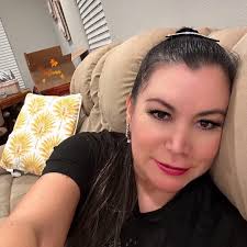 New look for the “Good Girl” era ✨ #explore #singer #song #newmusic  #newsong #goodgirl #aesthetic #artist #original #fyp #songwriter