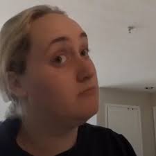 Megan (@quesenberrymegs)