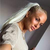 Anna Bose's Instagram, Twitter & Facebook