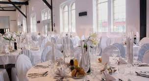 Ettevõttega saate ühendust numbril 08571 9229888. Eventlocation Lokschuppen Simbach A Inn Locationguide24
