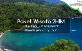 Teluk biru banyuwangi, lokasi terbaru wisata underwater snorkeling yang membuat anda menemui keindahan laut menawan. Paket Wisata Teluk Biru Banyuwangi Snorkeling Underwater