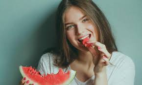 Darm-Haut-Achse: Wie das Mikrobiom Hauterkrankungen wie Akne, Rosazea &  Psoriasis beeinflusst