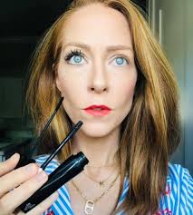 From drugstore to designer, I tested 7 mascaras over 7 days — each with a  totally different price tag. Every day, I tried a new mascara, shared how  it applied, and checked