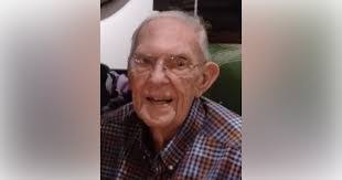 Mary Immel's Instagram, Twitter & Facebook