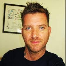 Bernadette Duckett's Instagram, Twitter & Facebook