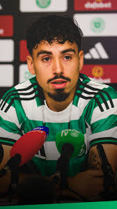 📸 Celtic FC Academy Player of the Year, sponsored by @nixonltd, Ben Summers!  🏅 An inspiration to all our Academy Hoops! 👏 #CelticPOTY🍀