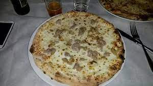 Le 10 migliori ricette con i funghi porcini. Pizza Rustica Con Funghi Porcini E Salsiccia Bild Von Carbondolce Canosa Di Puglia Tripadvisor