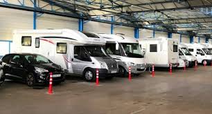 Les avantages d'une location de particulier à particulier : Gardiennage Pour Camping Car Decouvrez Nos Solutions Economiques