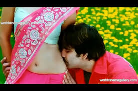 Shriya Saran Sexy Unseen from sivaji film