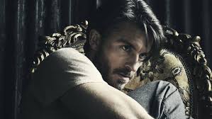 Bridgerton Star Jonathan Bailey Will Play Richard II at the Bridge Theatre  in 2025