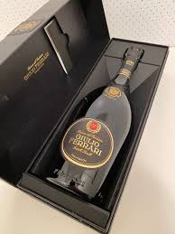 2093 hd images of ferrari autos include exterior, interior, spy pictures and new photos from motorshows. Lot Art 1995 Giulio Ferrari Collezione Trentino 1 Bottle 0 75l