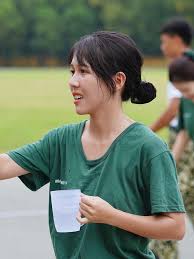 Bảng giá xe ô tô. Háº­u Hoang Cong Khai Ä'oi Qua MÅ©i TrÆ°á»Ÿng Long Láº­p Tá»©c Co Hanh Ä'á»™ng Khiáº¿n CÄ'm Pháº¥n Khich Tin Tá»©c