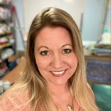 Leah Fairchild's Instagram, Twitter & Facebook