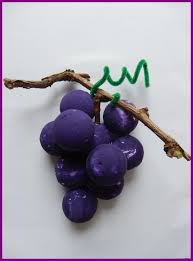 Les Vendanges Assistante Maternelle Agreee A Saulchery 02310 Activite Manuelle Fruits Et Legumes Activite Manuelle Raisin Raisin