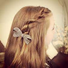 That is over two weeks worth of hairstyles and only one video. Knotted Pullback Easy Hairstyles Cute Girls Hairstyles