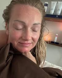 Head wash helps tired mom relax