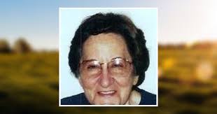 Beverly Mead's Instagram, Twitter & Facebook