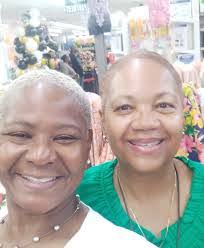 Elijah Knowles's Instagram, Twitter & Facebook