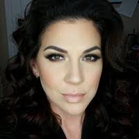 Sarah Glaze's Instagram, Twitter & Facebook