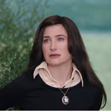 With elizabeth olsen, paul bettany, teyonah parris, kathryn hahn. Who Is Agatha Harkness In Wandavision Agnes Revealed As Westview Marvel Villain