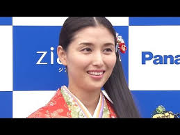 Discover new books on goodreads. èˆ˜ã²ã‚ã— ã‚¨ã‚¹ã‚³ãƒ¼ãƒˆå½¹ã¯æ©‹æœ¬ãƒžãƒŠãƒŸ ã‚¸ãƒ¥ã‚¨ãƒªãƒ¼ã¯ è²·ã‚ã•ã‚Œã‚‹ã‚‚ã® ã‚¸ãƒ¥ã‚¨ãƒªãƒ¼ãƒ™ã‚¹ãƒˆãƒ‰ãƒ¬ãƒƒã‚µãƒ¼è³žã‚'å—è³ž Youtube