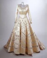 Bride Chic Happy Anniversary Elizabeth And Philip Historical Dresses Vintage Gowns Gowns